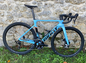 cycle, cycles et nature : magasin de vente et de reparation de velo a bordeaux GIANT 2026