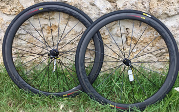 cycles et nature : magasin de vente et de reparation de velo a bordeaux, Paire de Roues MAVIC COSMIC PRO CARBON SL à Pneus 700x25c