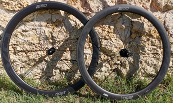 cycle, cycles et nature : magasin de vente et de reparation de velo a bordeaux, cycle, cycles et nature : magasin de vente et de reparation de velo a bordeaux, Paire de roues route BH EVO 50 UST